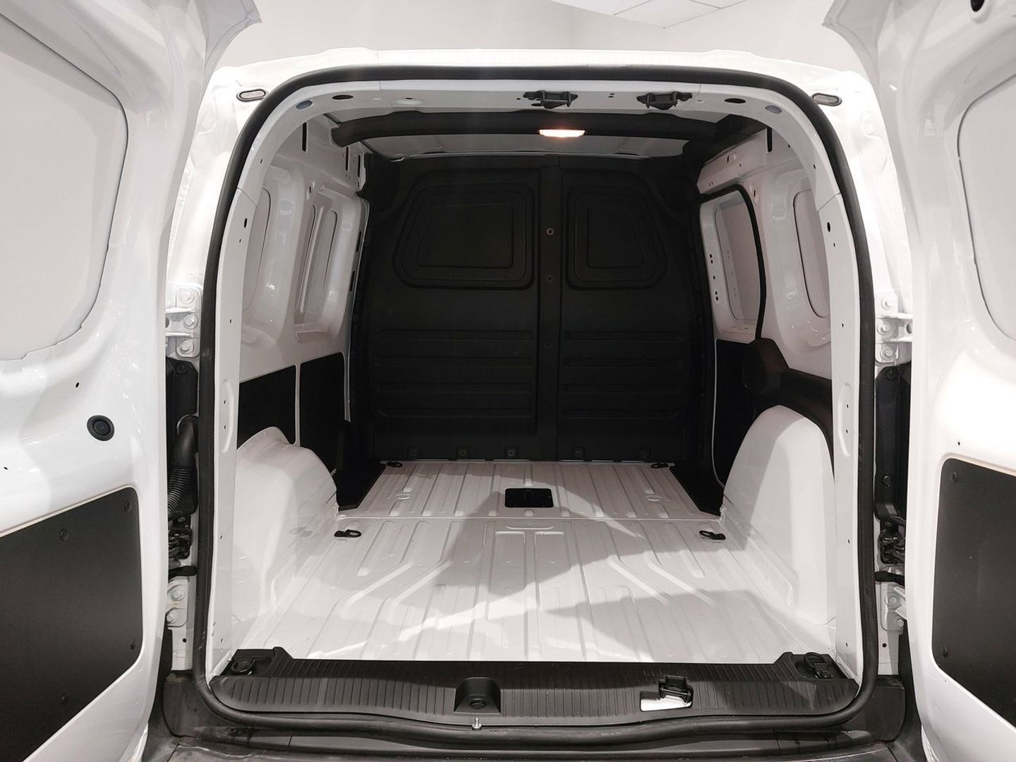 Renault Kangoo Furgon Start EV45 L1 90 kW (122 CV)