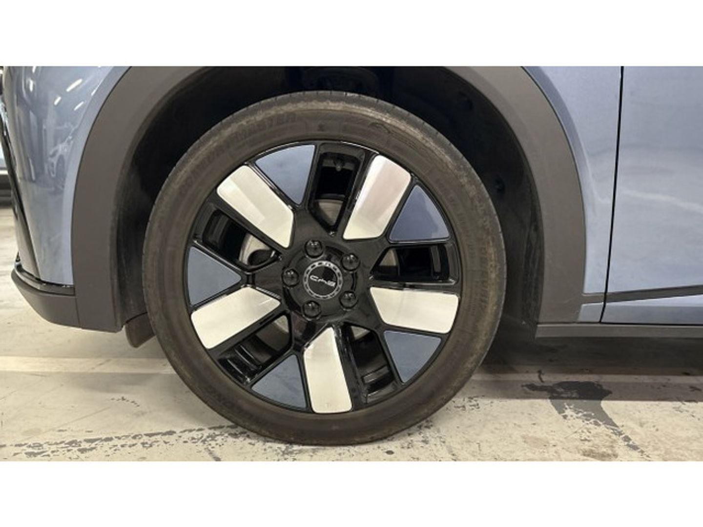 BYD Dolphin Design 150 kW (204 CV)