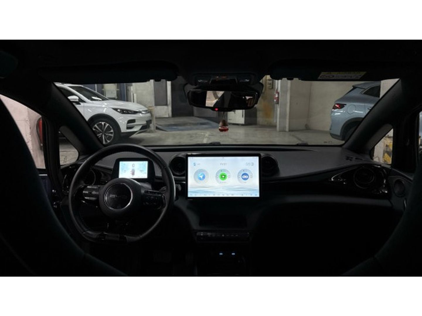 BYD Dolphin Design 150 kW (204 CV)