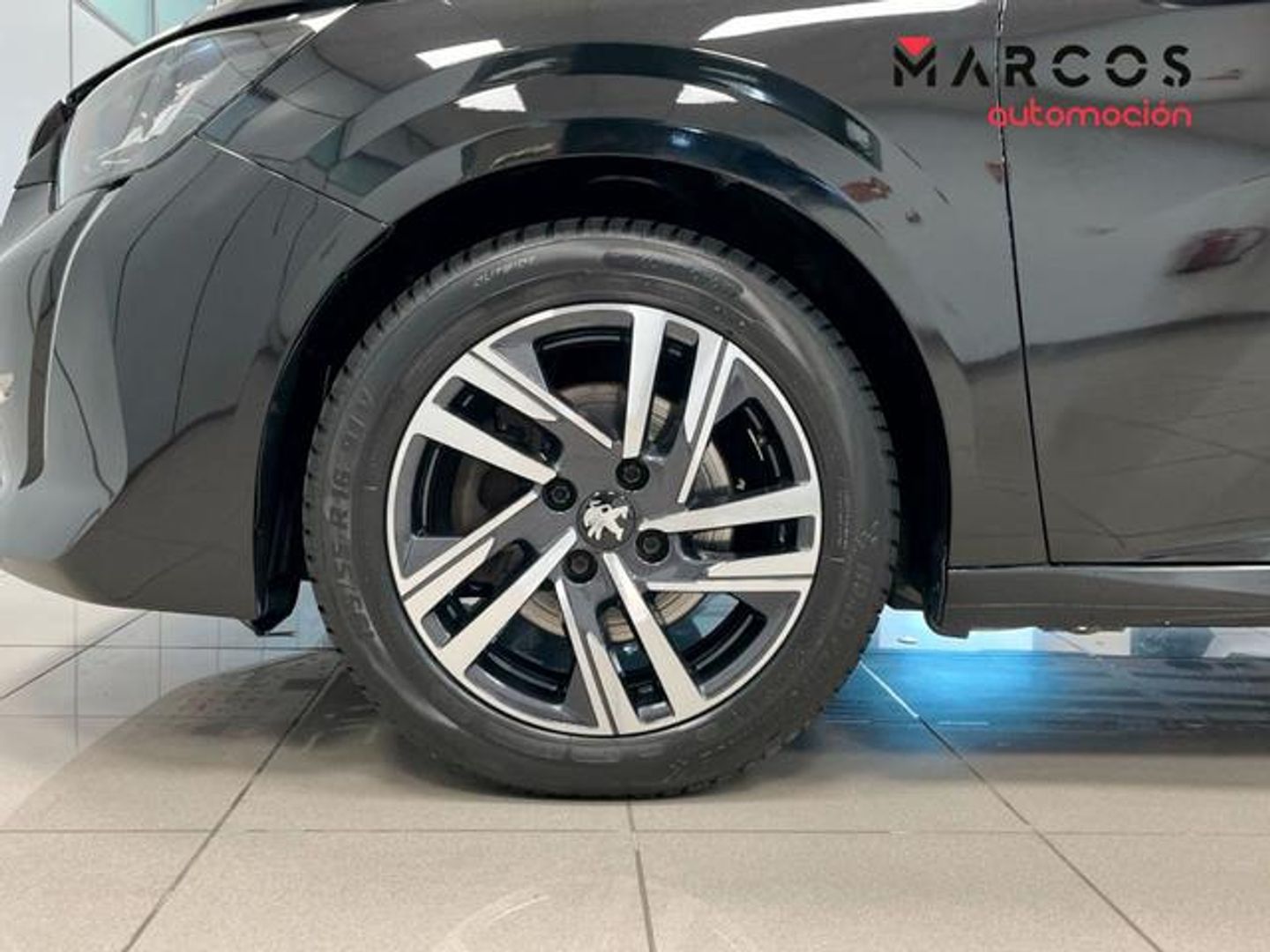 Peugeot 208 PureTech 100 Allure 75 kW (100 CV)