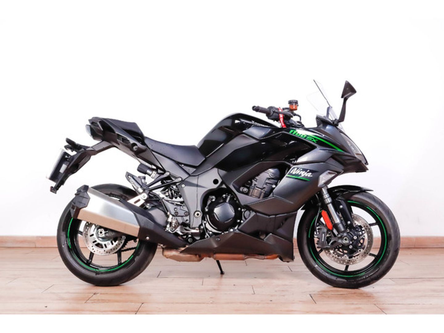 Kawasaki Ninja 1100SX Negro Motorcycle
