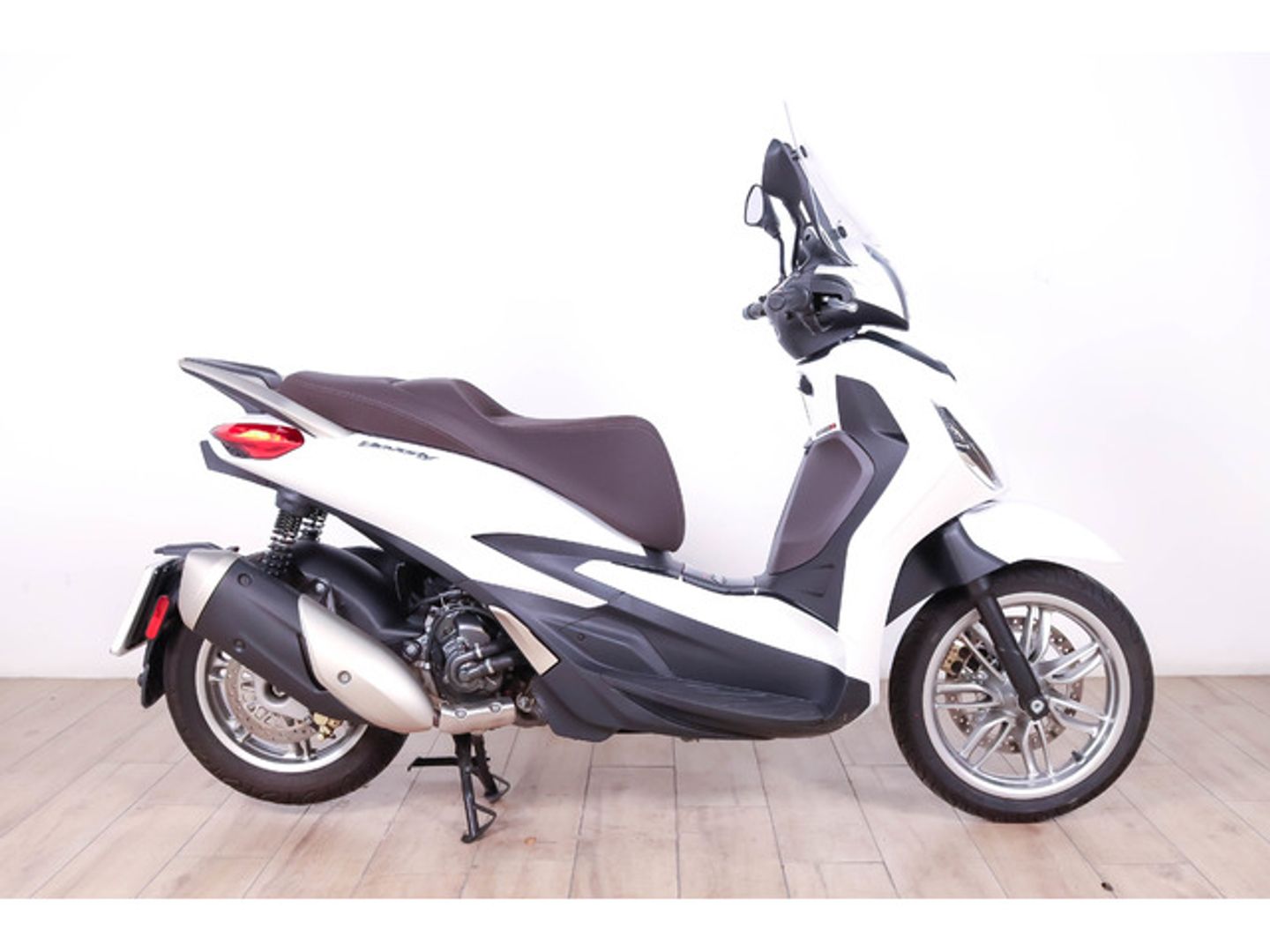 Piaggio Beverly 300 Blanco Motorcycle
