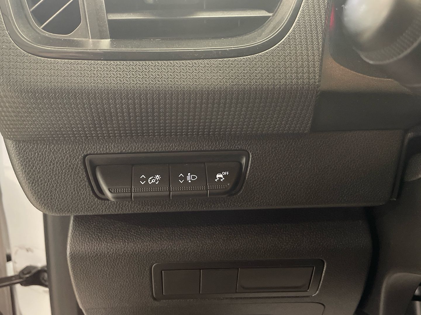 Renault Kangoo Furgon Ábrete Sésamo por Renault dCi 70 kW (95 CV)