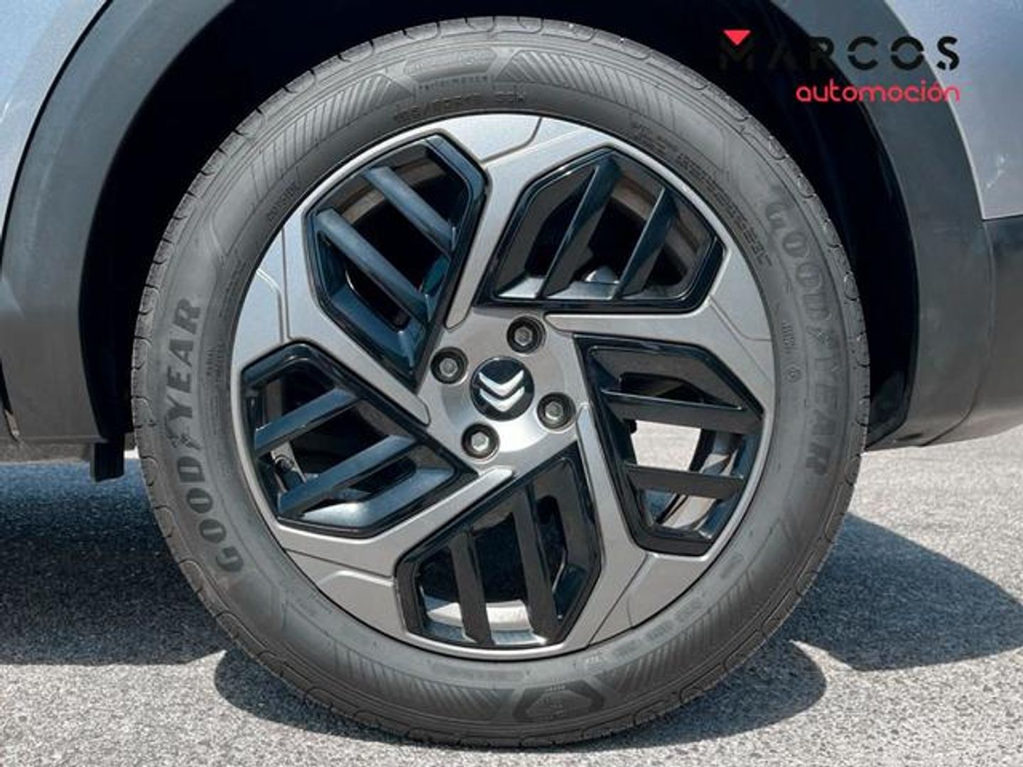 Citroen C4 PureTech 130 S&S Plus EAT8 96 kW (131 CV)