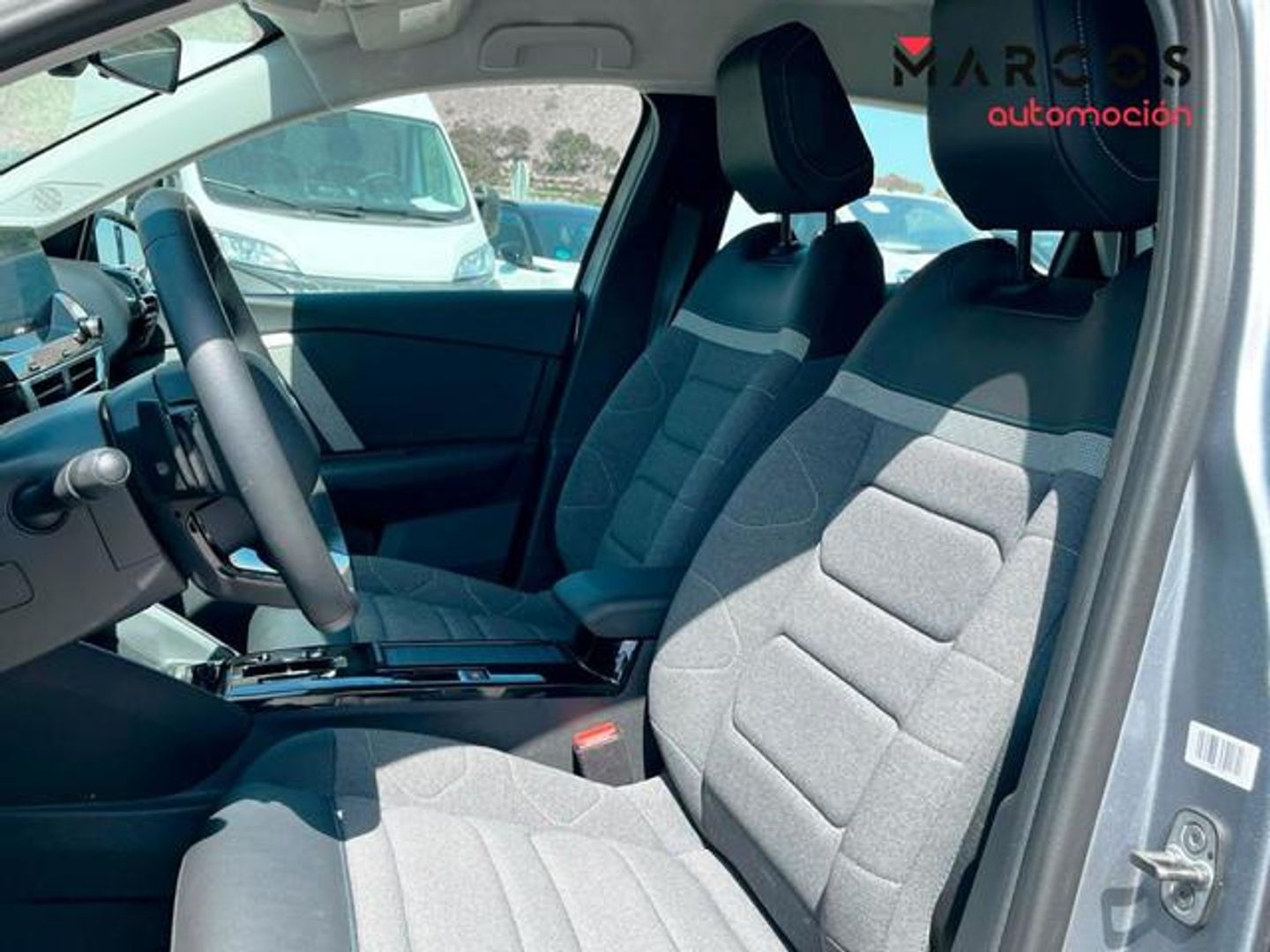Citroen C4 PureTech 130 S&S Plus EAT8 96 kW (131 CV)