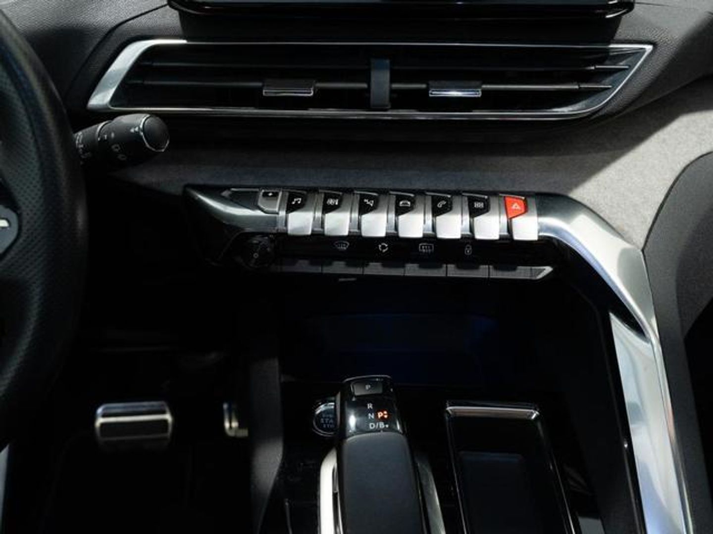 Peugeot 3008 Hybrid 225 GT e-EAT8 165 kW (225 CV)