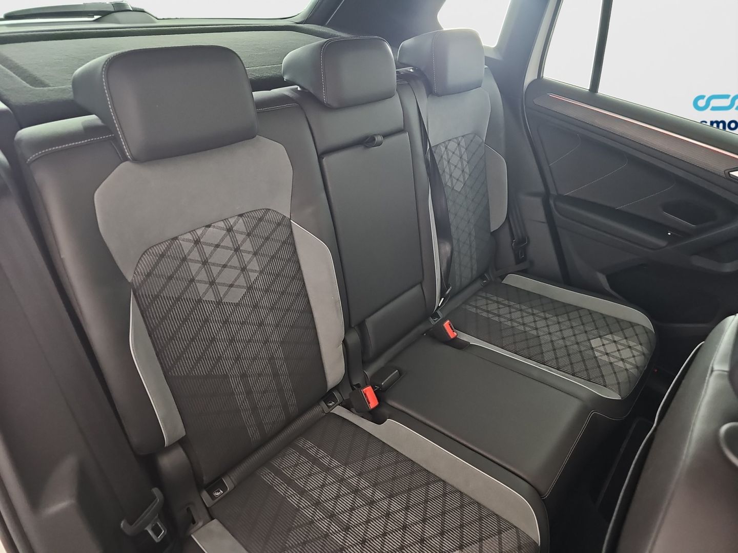 Volkswagen Tiguan R-Line 1.4 TSI eHybrid 180 kW (245 CV) DSG Blanco All Terrain / Pick-up