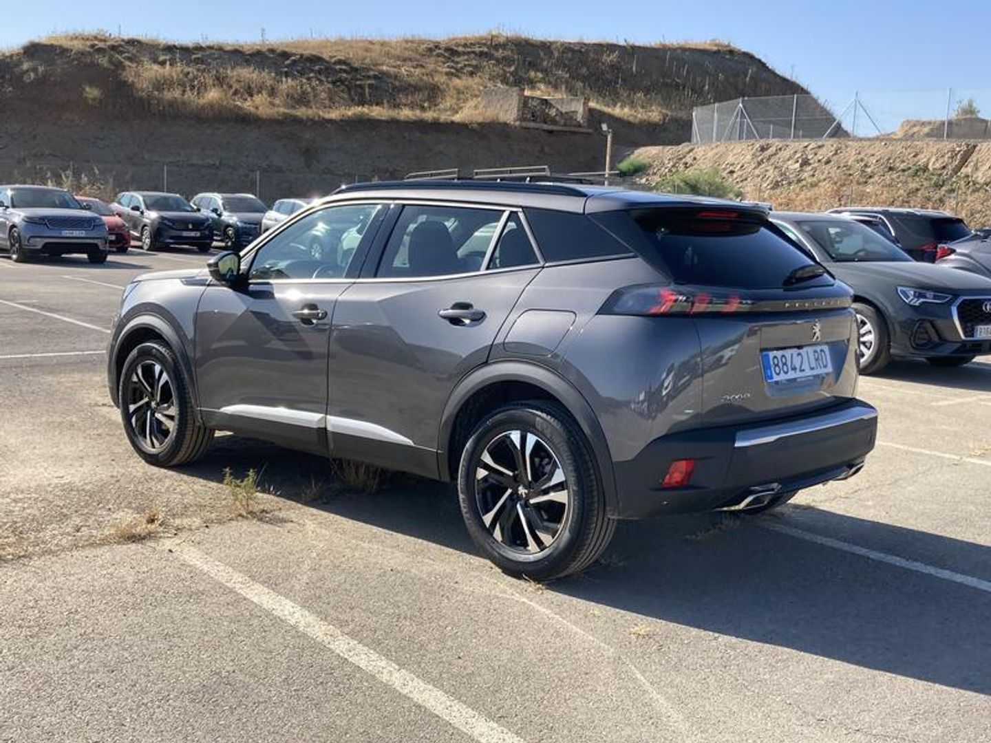 Peugeot 2008 PureTech 130 S&S Allure Pack EAT8 96 kW (130 CV)