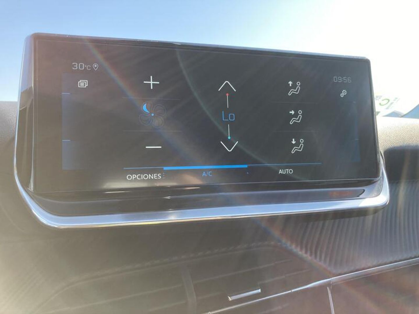 Peugeot 2008 PureTech 130 S&S Allure Pack EAT8 96 kW (130 CV)