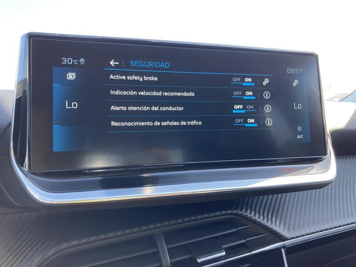 Peugeot 2008 PureTech 130 S&S Allure Pack EAT8 96 kW (130 CV)
