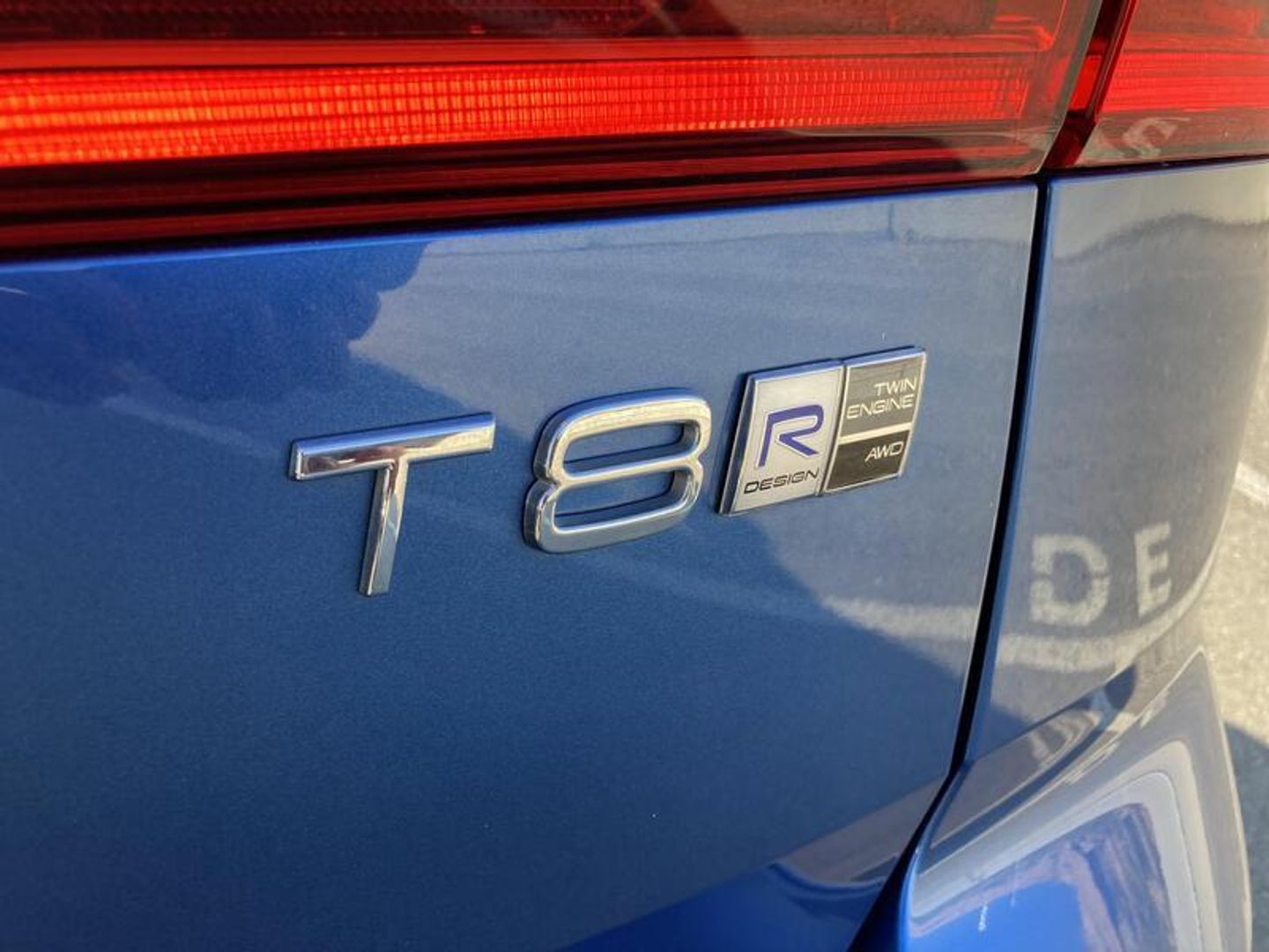 Volvo XC60 T8 R-Design AWD Auto 287 kW (390 CV)