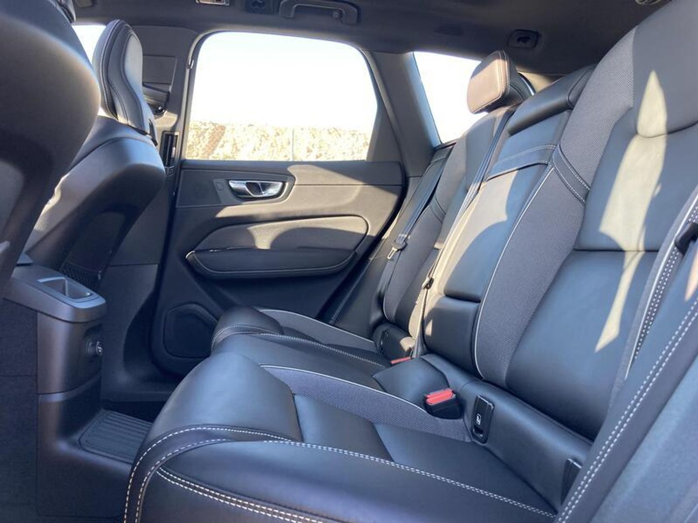 Volvo XC60 T8 R-Design AWD Auto 287 kW (390 CV)