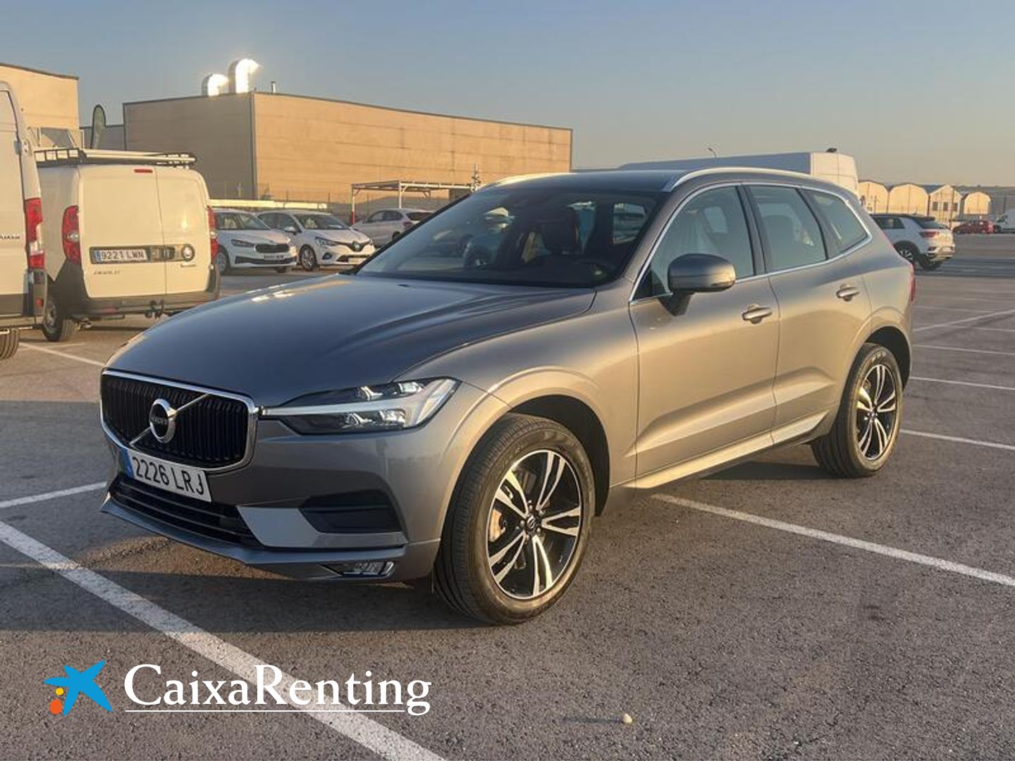 Volvo XC60 B4 D Momentum Pro Auto 145 kW (197 CV) Gris SUV