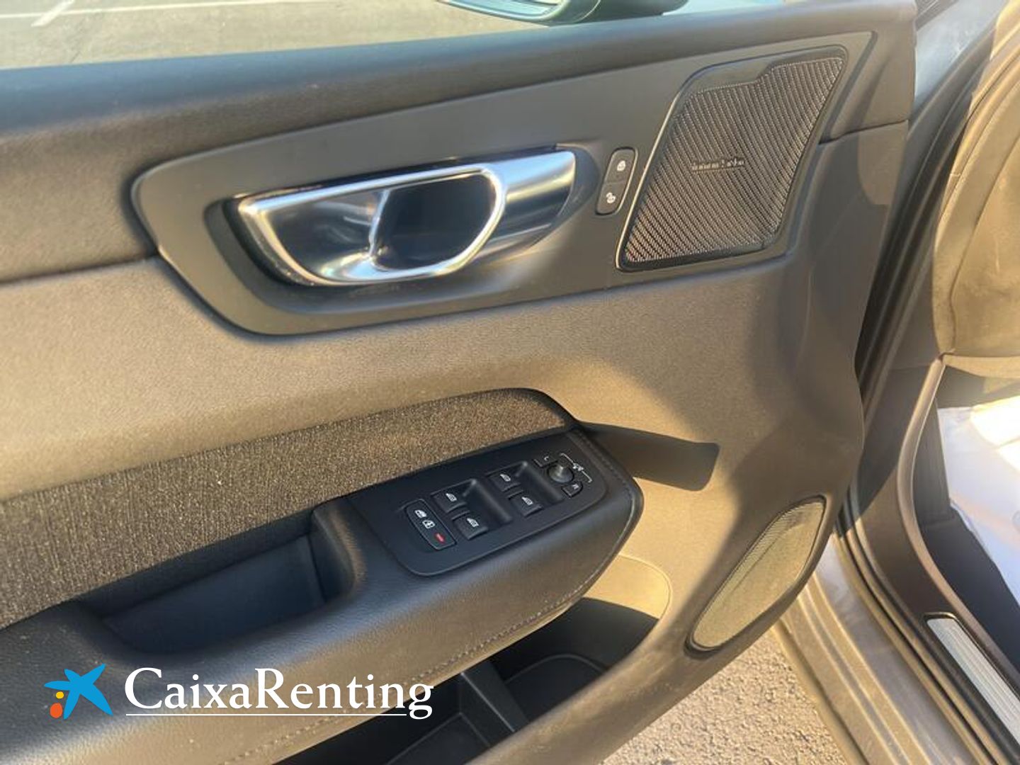 Volvo XC60 B4 D Momentum Pro Auto 145 kW (197 CV)