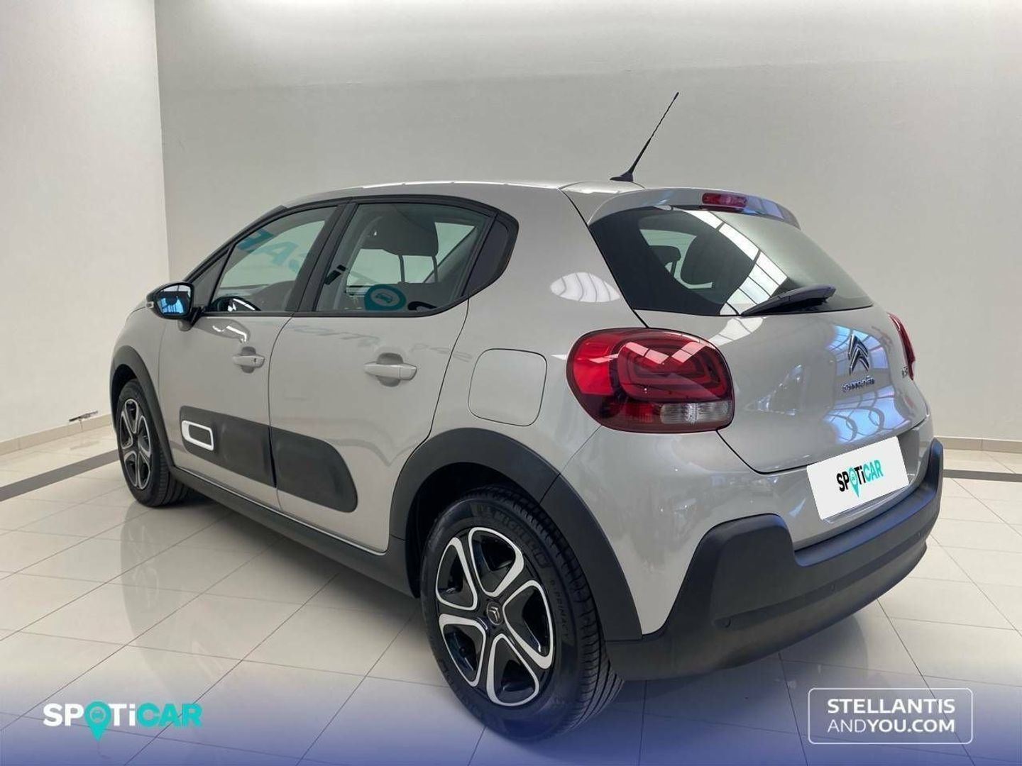 Citroen C3 BlueHDi 100 S&S Plus 75 kW (102 CV)