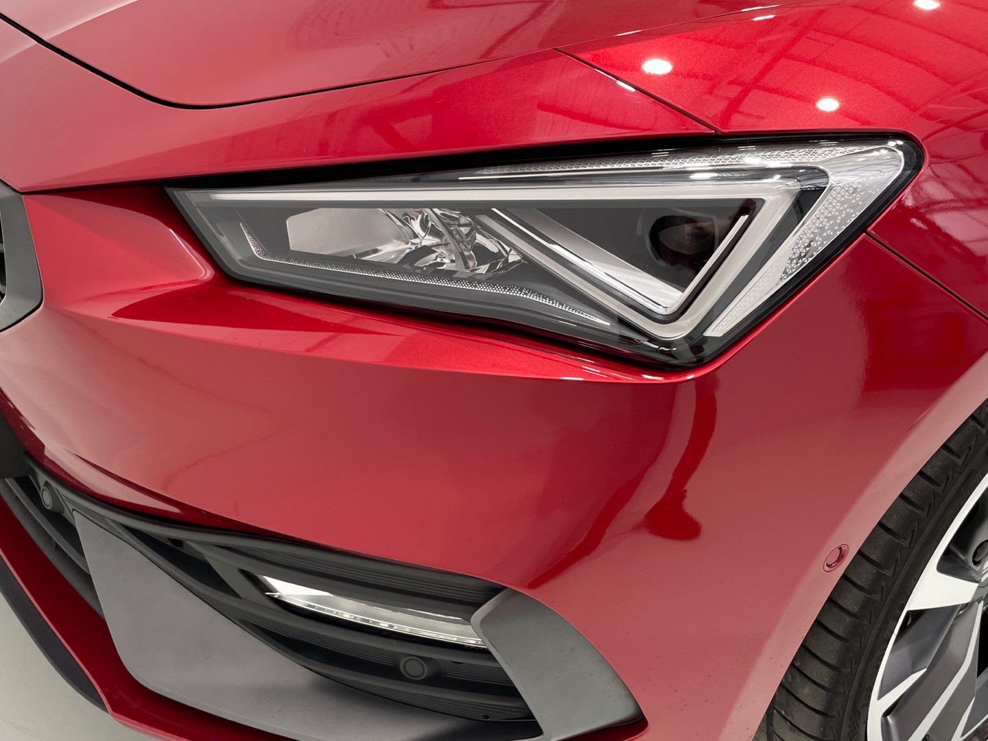 SEAT León 1.5 eTSI S&S FR Launch Pack L DSG 110 kW (150 CV)
