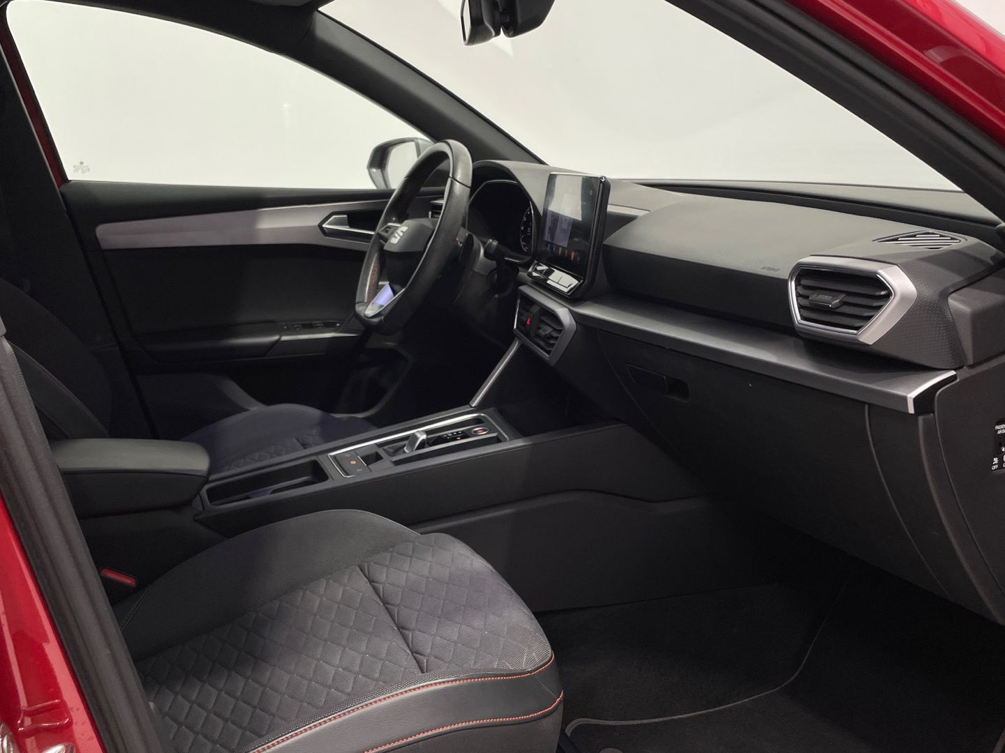 SEAT León 1.5 eTSI S&S FR Launch Pack L DSG 110 kW (150 CV)