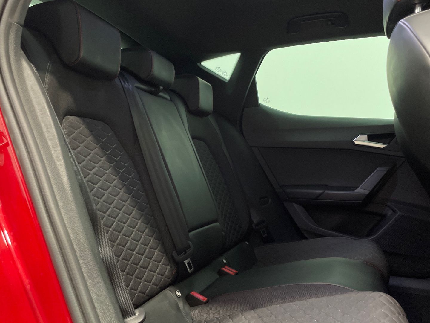 SEAT León 1.5 eTSI S&S FR Launch Pack L DSG 110 kW (150 CV)