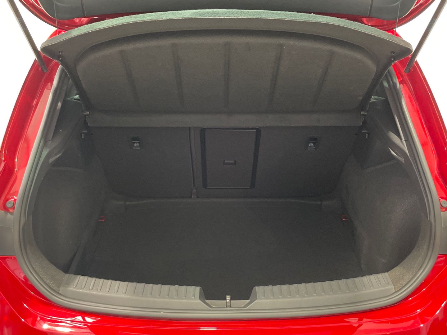 SEAT León 1.5 eTSI S&S FR Launch Pack L DSG 110 kW (150 CV)