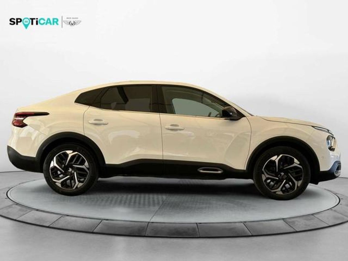 Citroen C4 X 1.2 PureTech 130 S&S Shine EAT8 96 kW (131 CV)