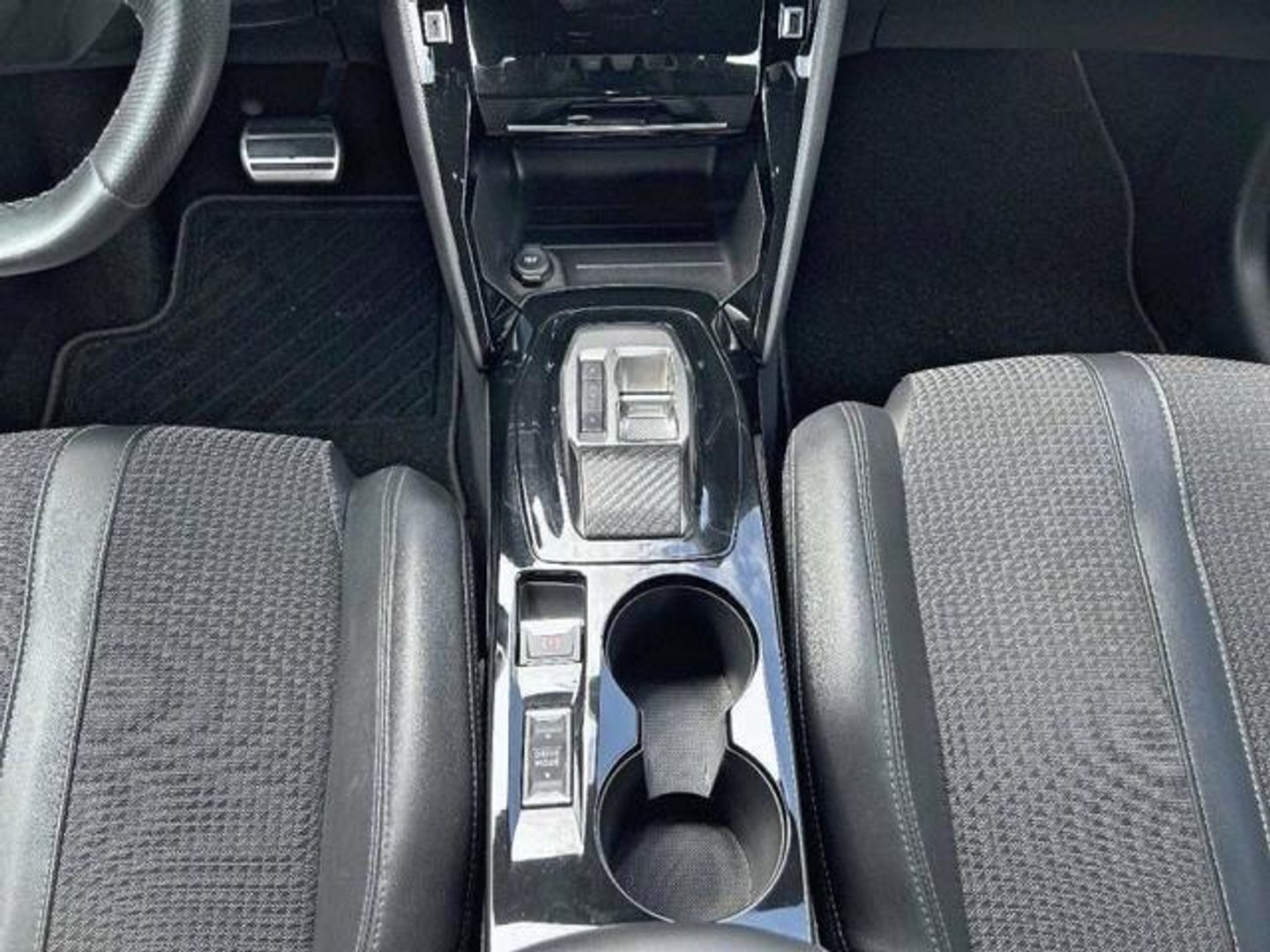 Peugeot e-208 Eléctrico GT 100 kW (136 CV)