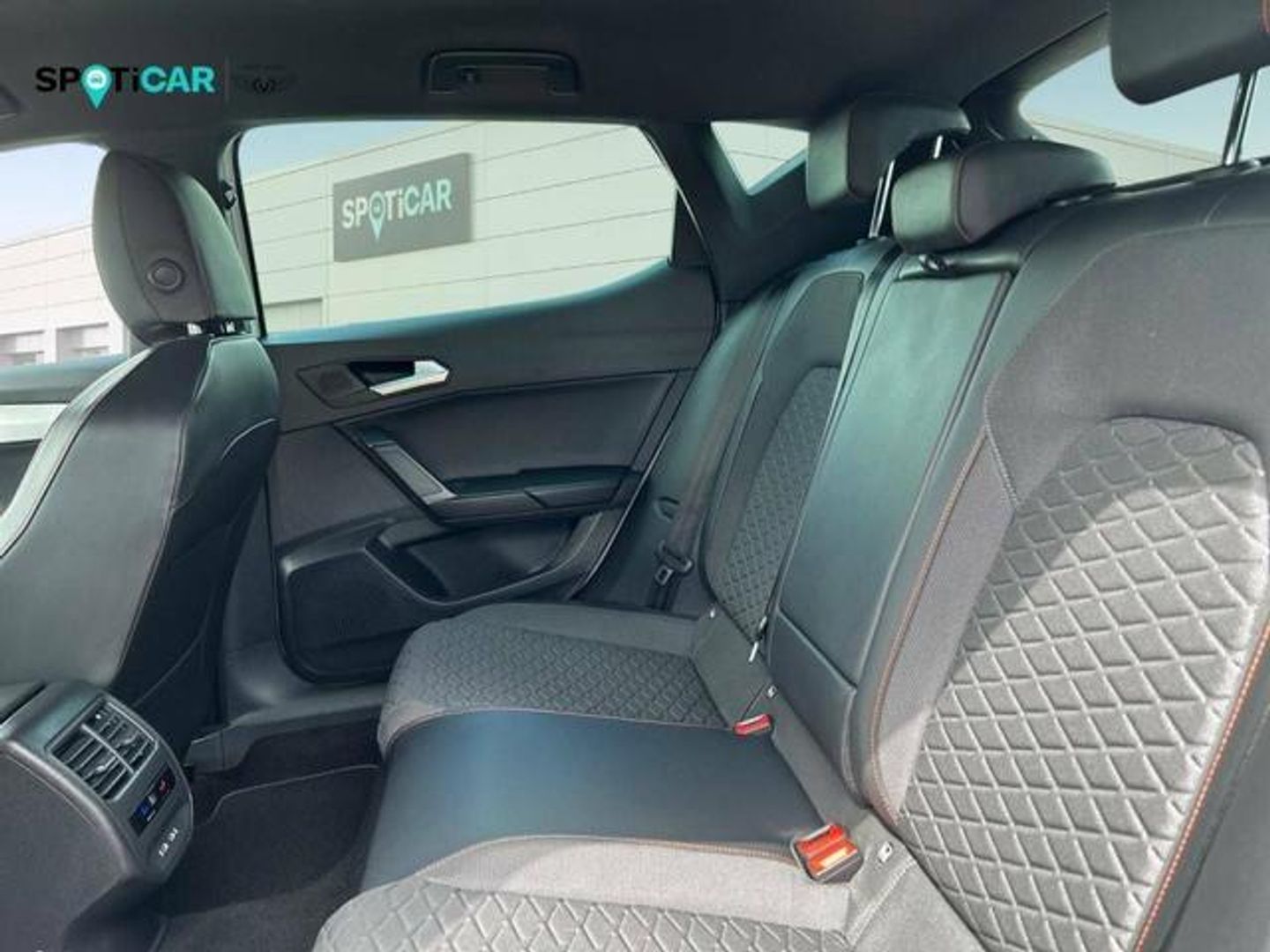 SEAT León 1.0 eTSI S&S FR 25 Aniversario DSG 81 kW (110 CV)