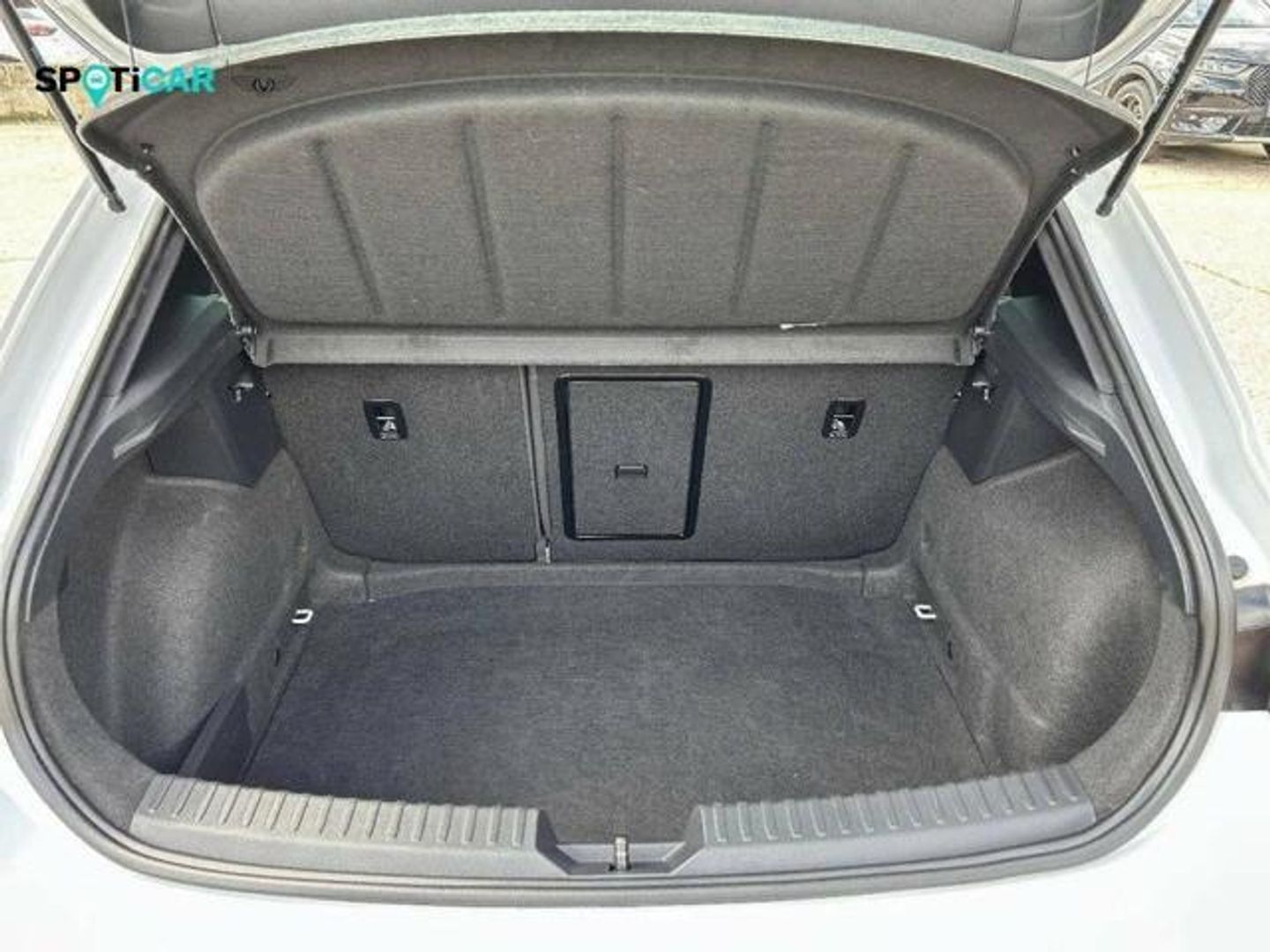 SEAT León 1.0 eTSI S&S FR 25 Aniversario DSG 81 kW (110 CV)