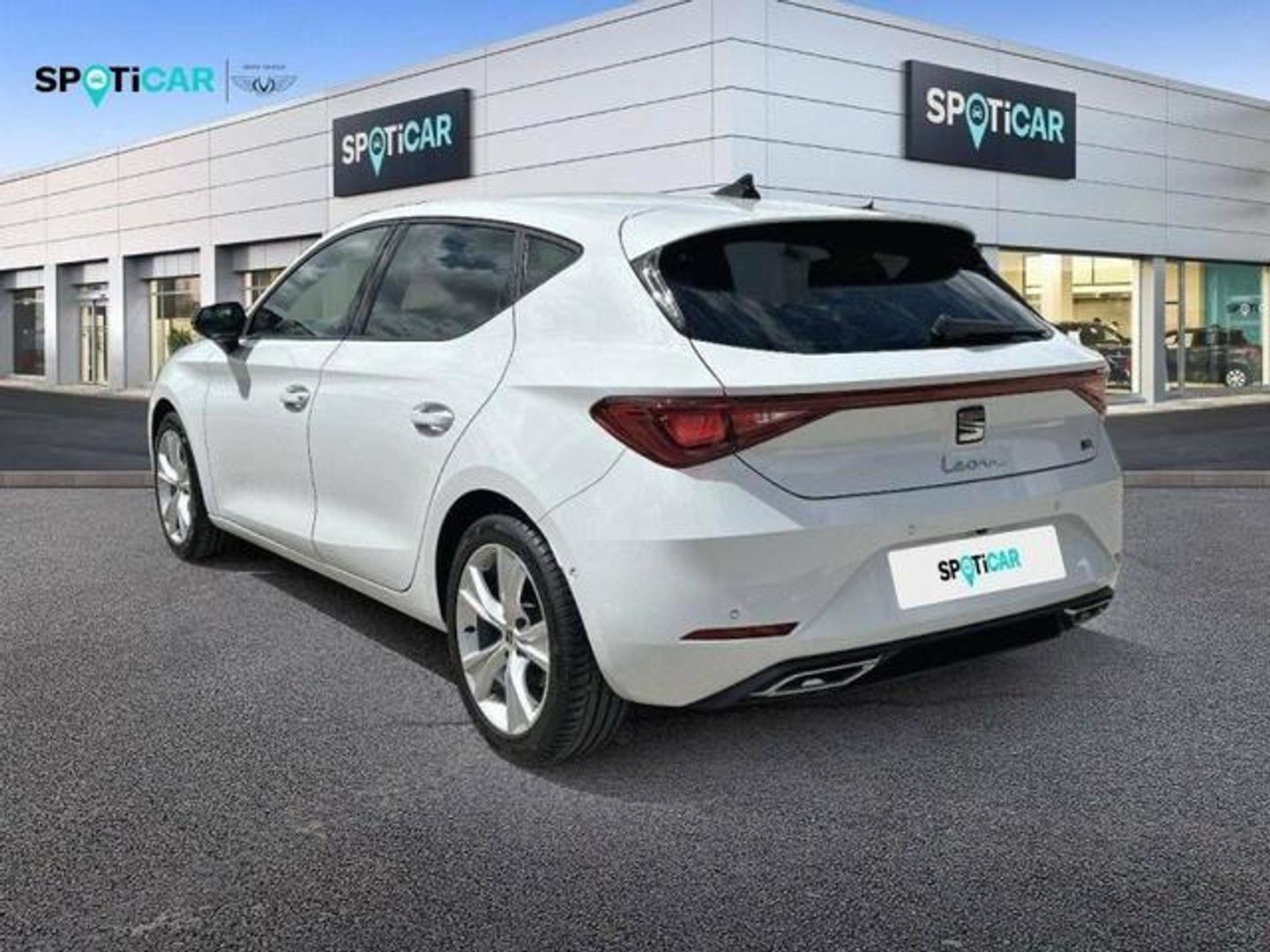 SEAT León 1.0 eTSI S&S FR 25 Aniversario DSG 81 kW (110 CV)
