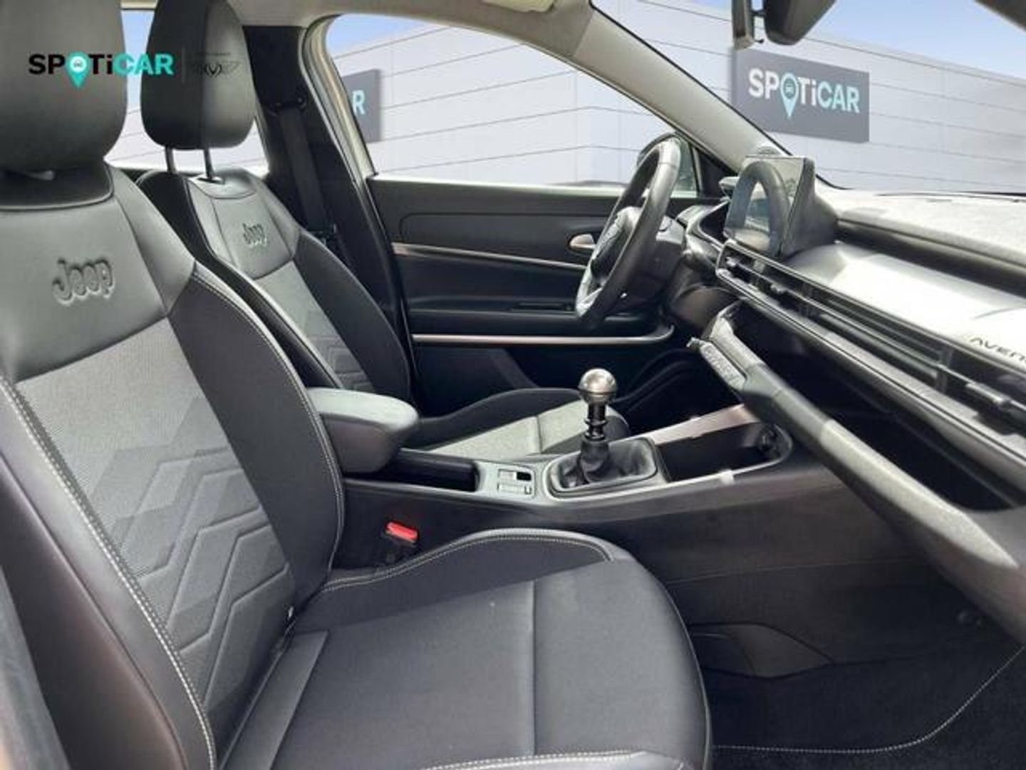 Jeep Avenger 1.2 G Summit 74 kW (100 CV)