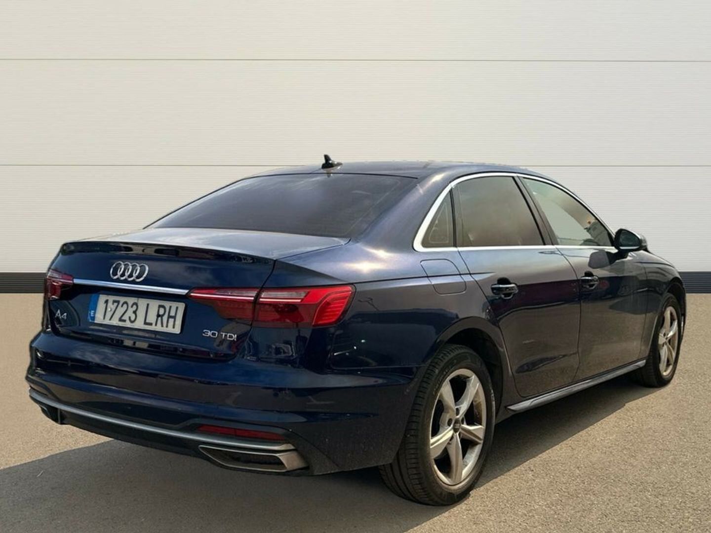Audi A4 Advanced 30 TDI 100 kW (136 CV) S tronic