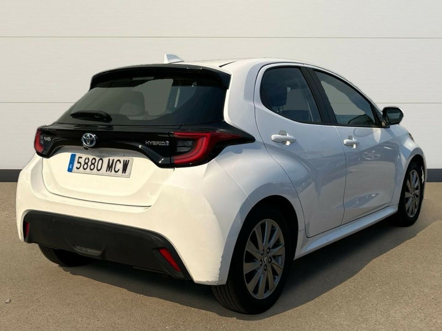 Toyota Yaris 120H Active Tech 85 kW (116 CV)