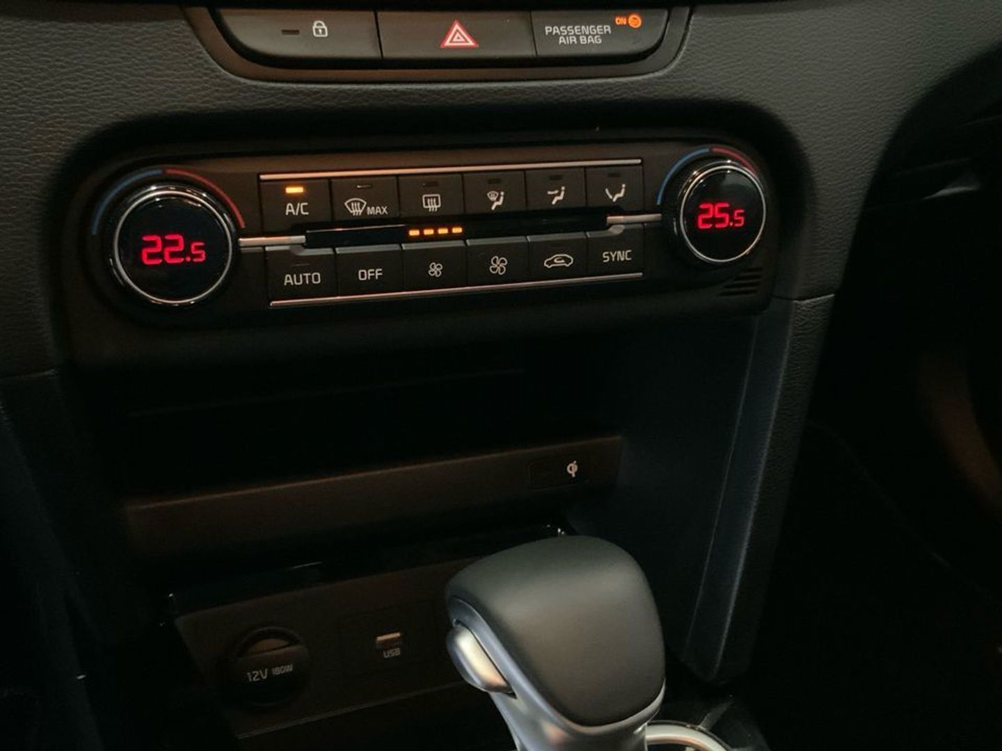 Kia Ceed 1.5 MHEV Tech DCT 103 kW (140 CV)