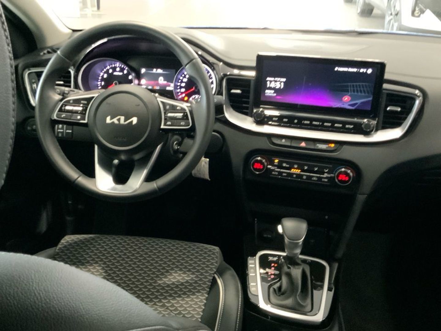 Kia Ceed 1.5 MHEV Tech DCT 103 kW (140 CV)