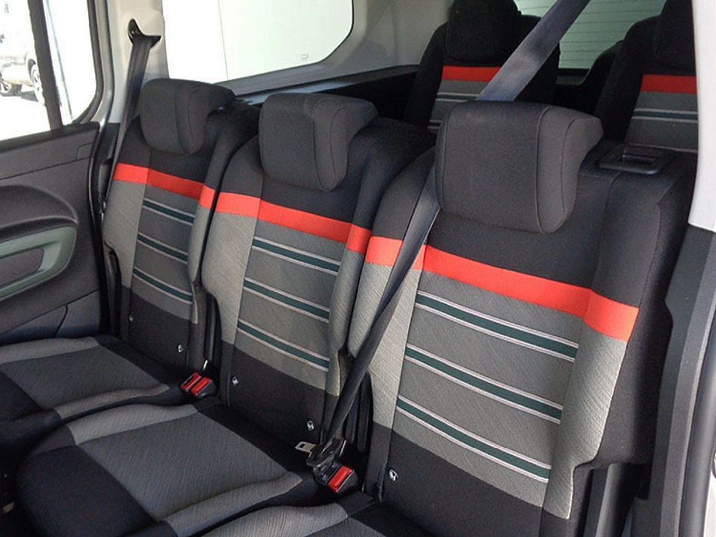 Citroen Berlingo BlueHDi 130 S&S Talla XL Shine 96 kW (130 CV)