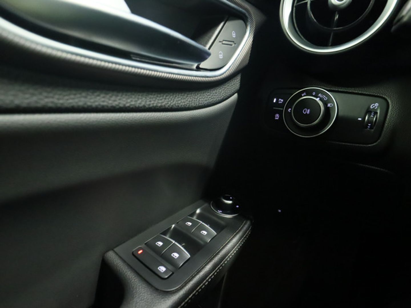 Alfa Romeo Giulia 2.2 Diesel Veloce Q4 154 kW (210 CV)