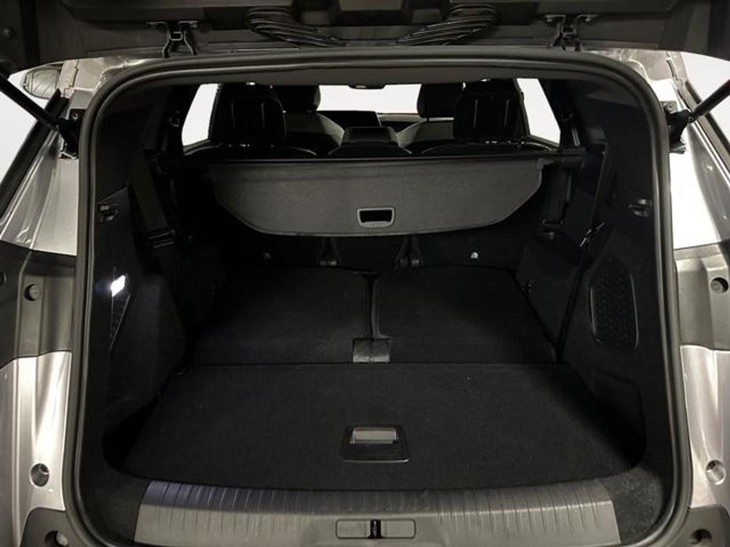 Peugeot 5008 Hybrid 1.2 Allure eDCS6 100 kW (136 CV)