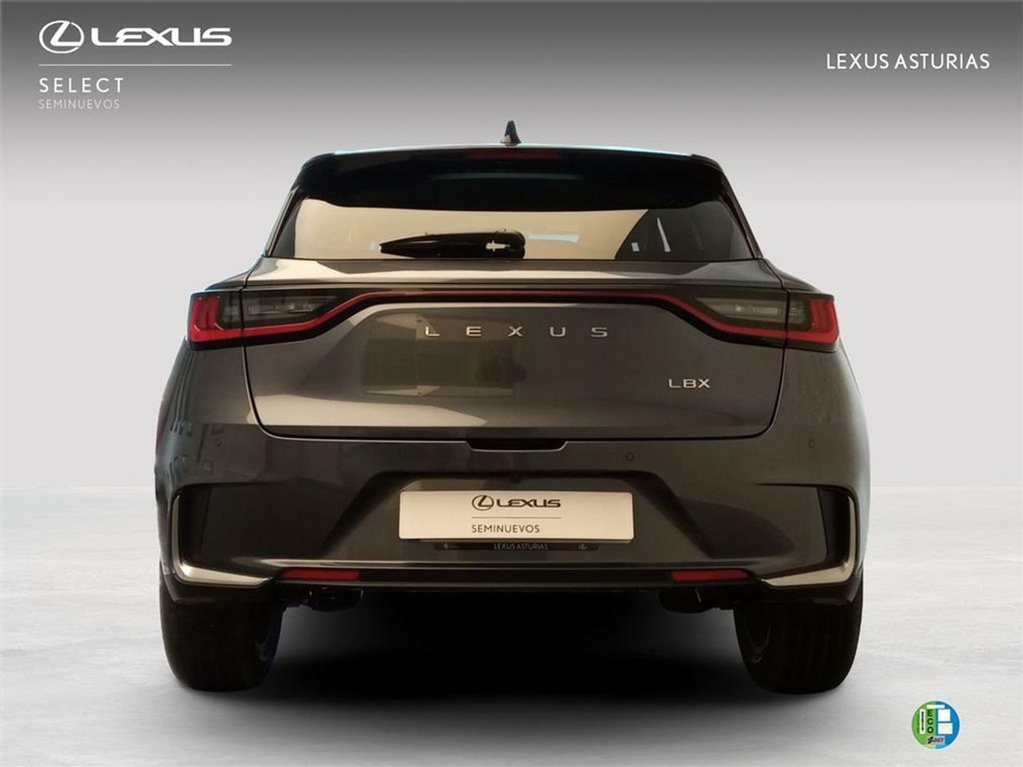 Lexus LBX 1.5 HEV Emotion+ 100 kW (136 CV)