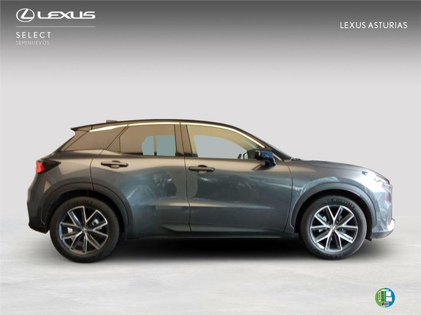 Lexus LBX 1.5 HEV Emotion+ 100 kW (136 CV)
