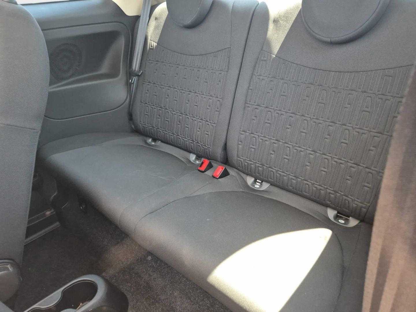 Fiat 500 1.0 Hybrid Dolcevita 51 kW (70 CV)