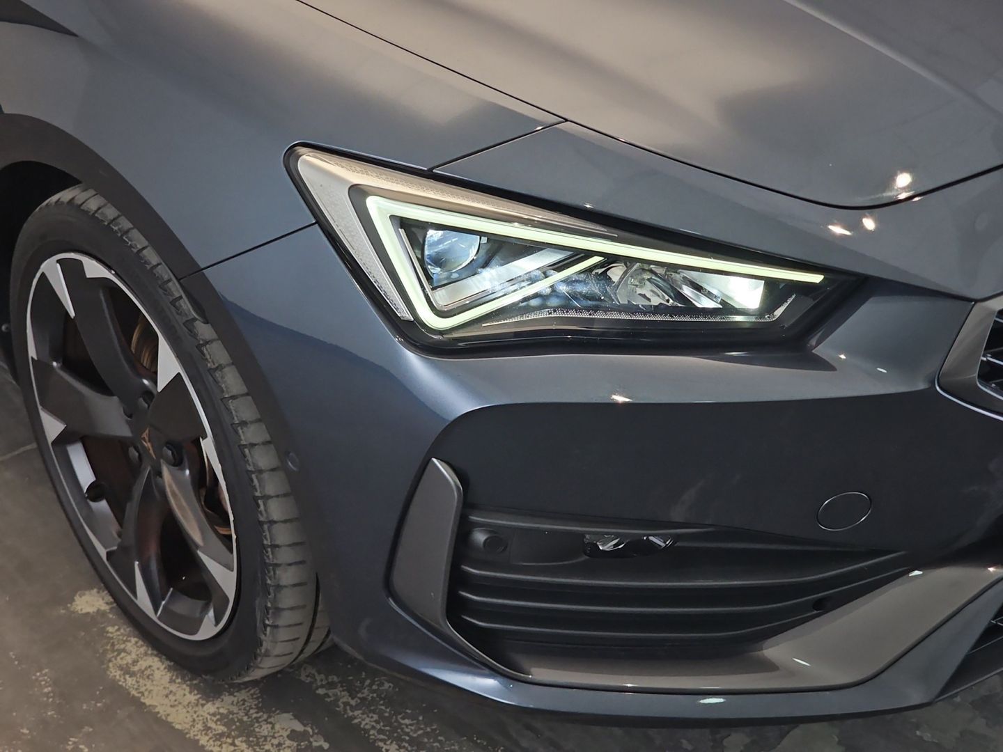 CUPRA León 1.5 eTSI DSG 110 kW (150 CV)