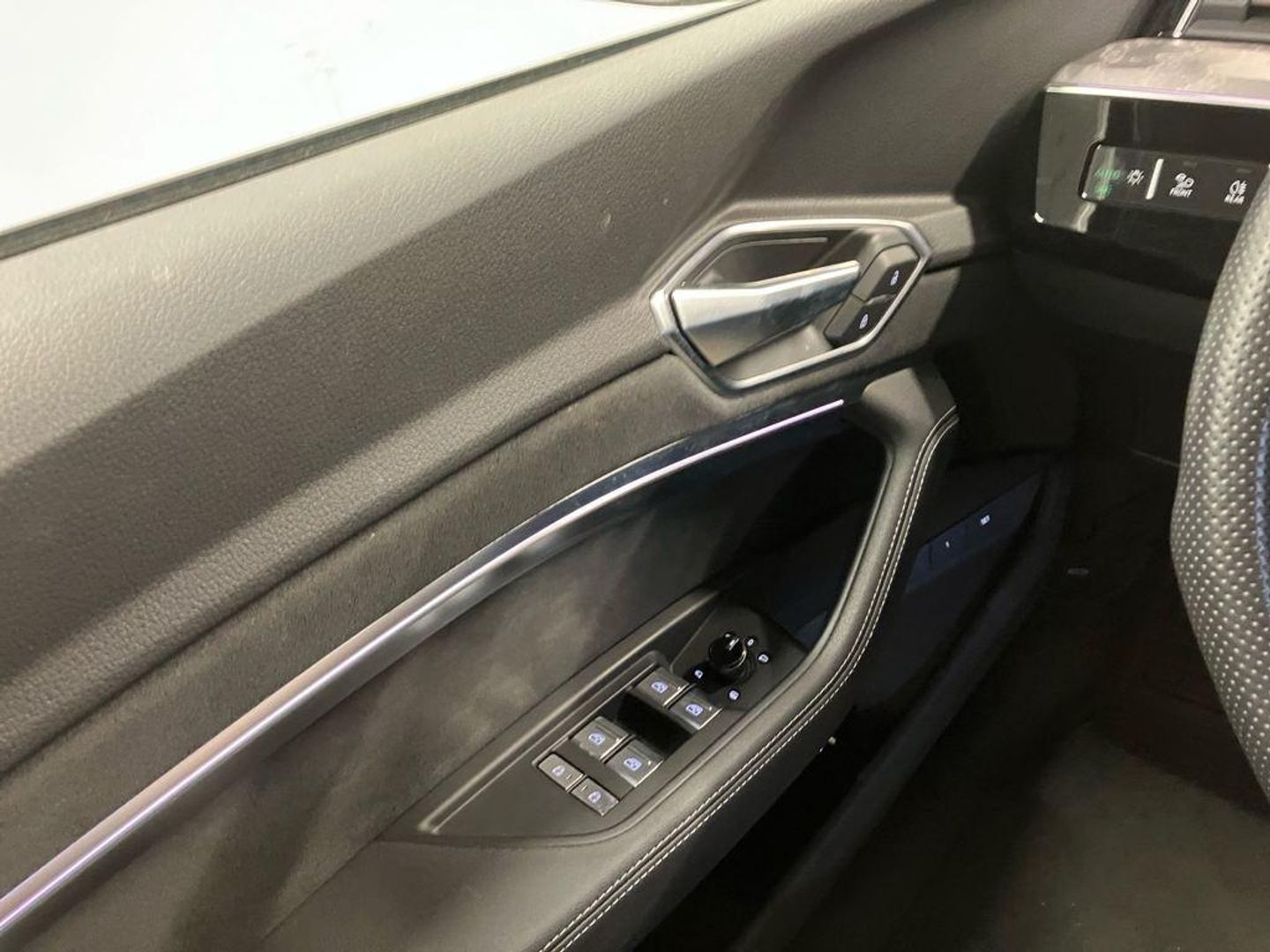 Audi e-tron Sportback S line 55 quattro 300 kW (408 CV)