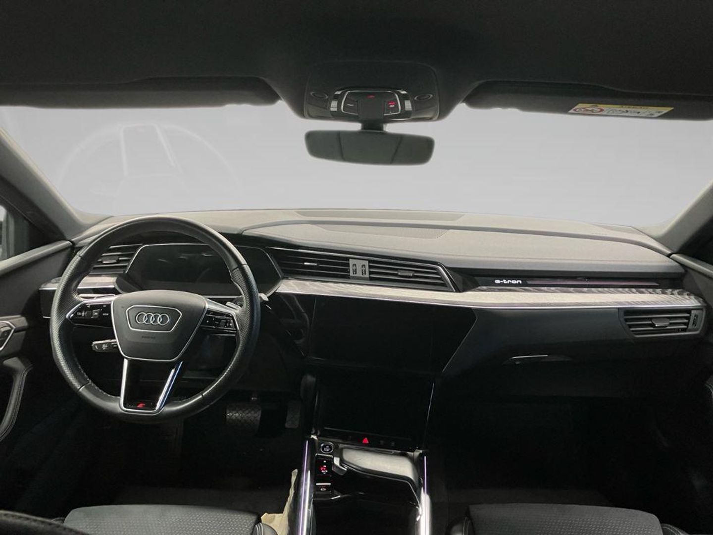 Audi e-tron Sportback S line 55 quattro 300 kW (408 CV)