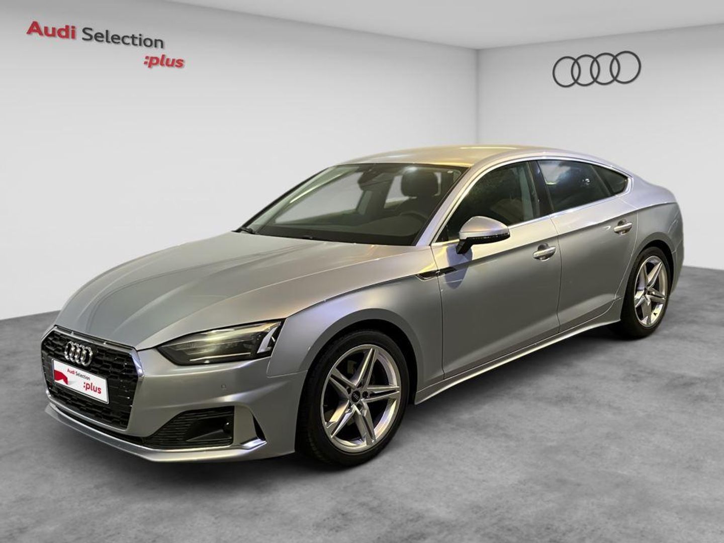 Audi A5 Sportback Advanced 35 TFSI 110 kW (150 CV) S tronic Gris Plata Sedan