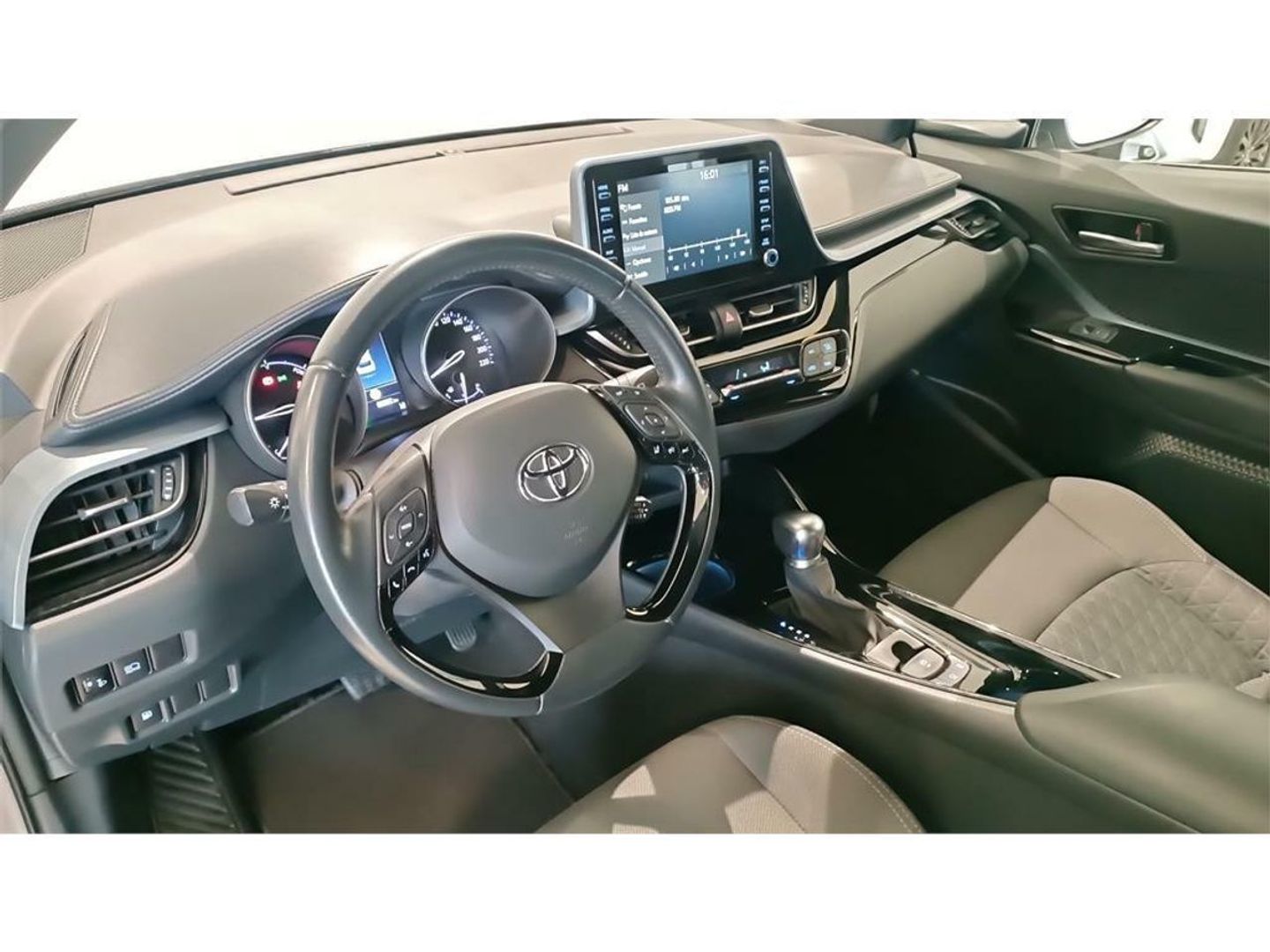 Toyota C-HR 180H Advance 135 kW (184 CV)
