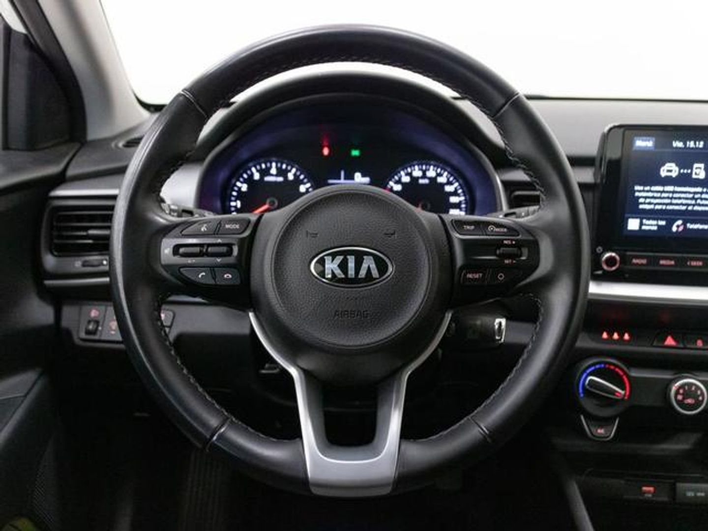 Kia Stonic 1.0 T-GDi MHEV iMT Concept 74 kW (100 CV)