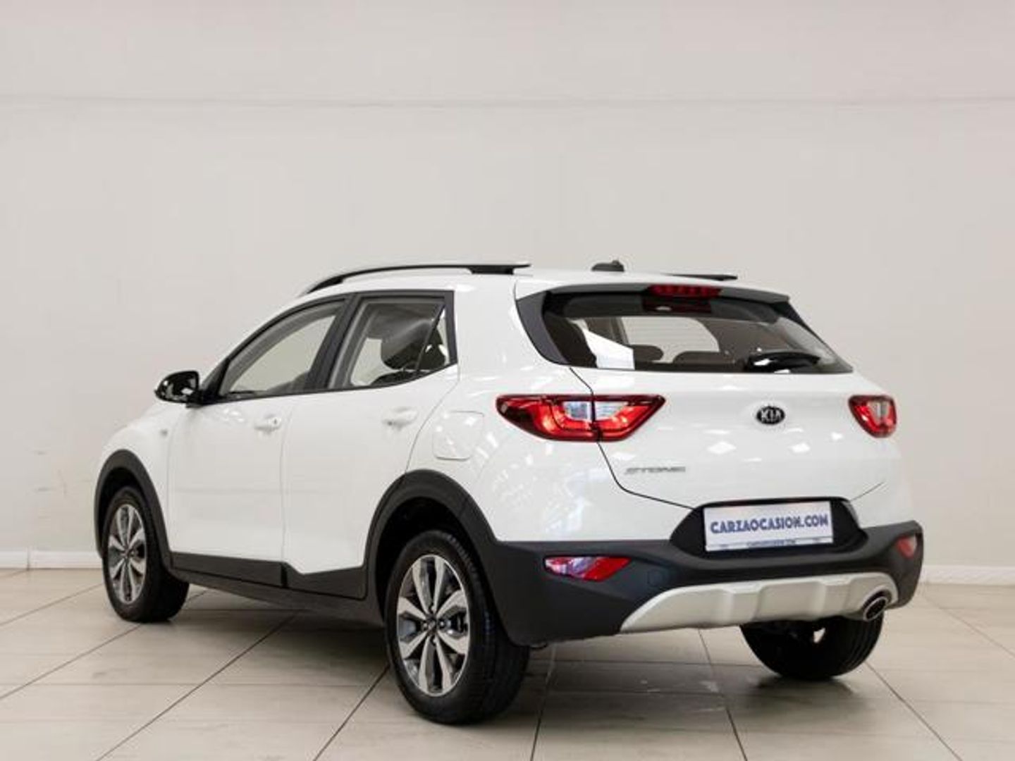 Kia Stonic 1.0 T-GDi MHEV iMT Concept 74 kW (100 CV)