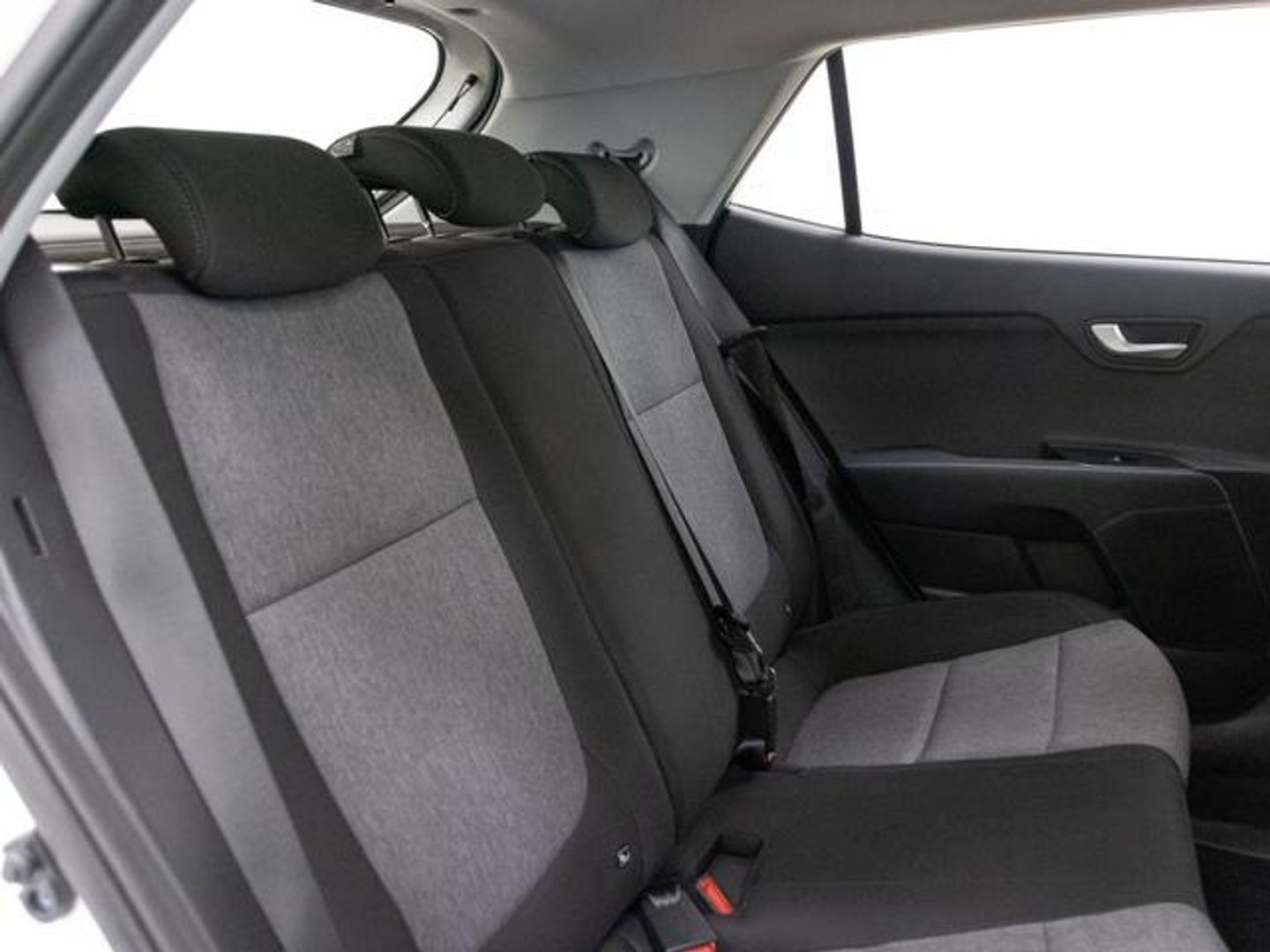 Kia Stonic 1.0 T-GDi MHEV iMT Concept 74 kW (100 CV)