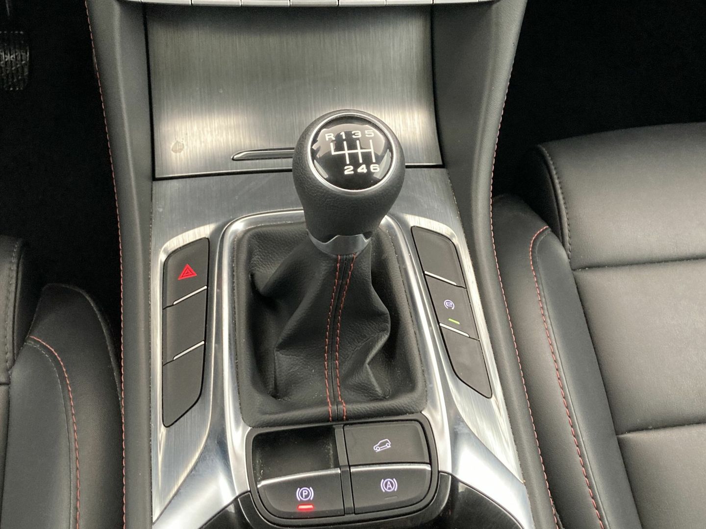 MG HS 1.5 Turbo GDI Luxury 119 kW (162 CV)