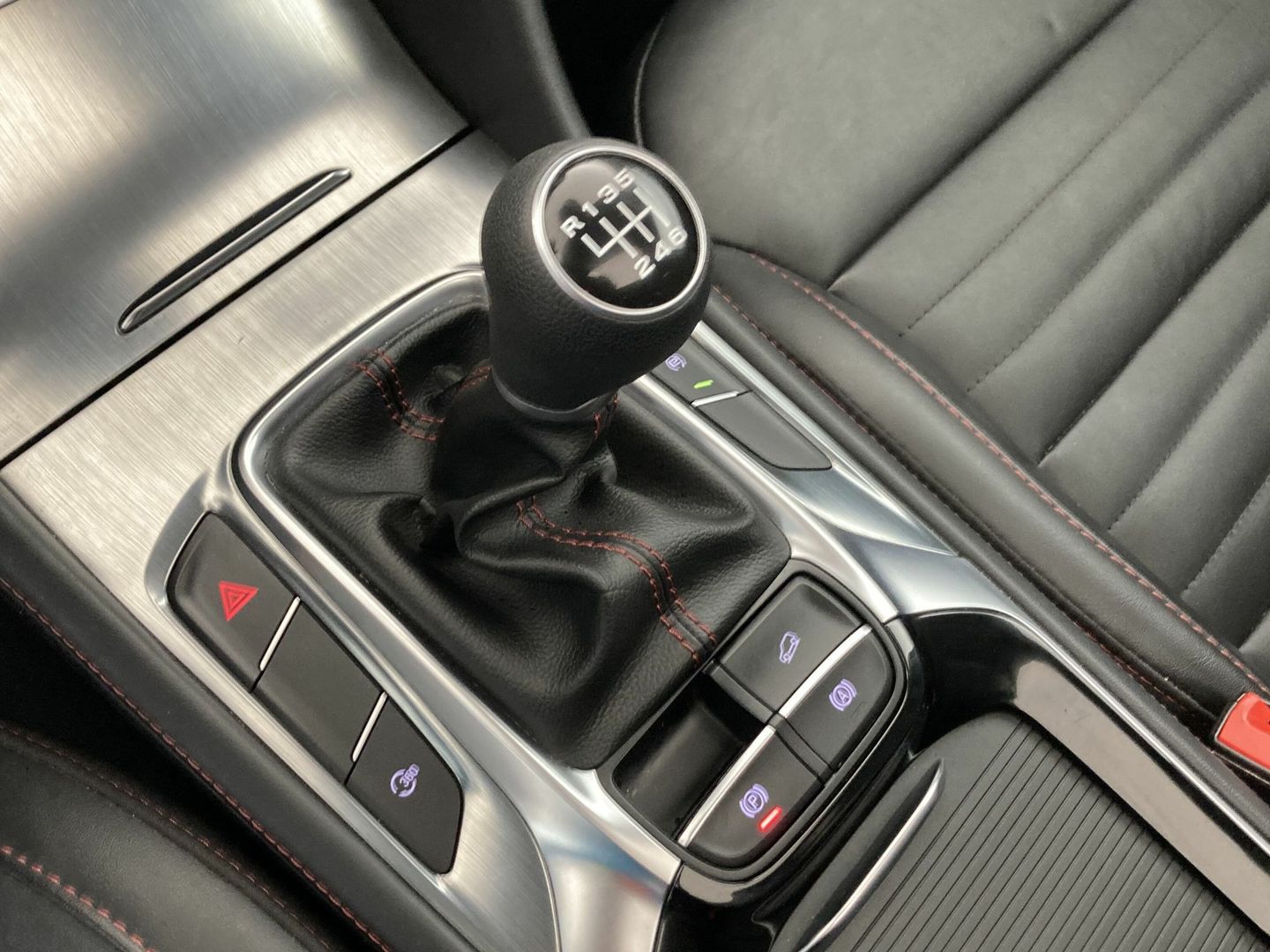 MG HS 1.5 Turbo GDI Luxury 119 kW (162 CV)