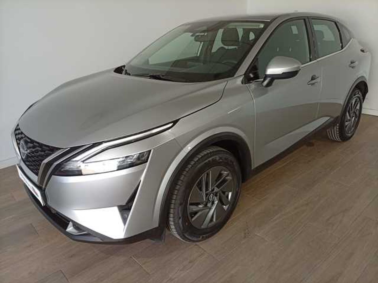 Nissan Qashqai DIG-T 158 mHEV Acenta Xtronic 116 kW (158 CV) Gris Plata SUV